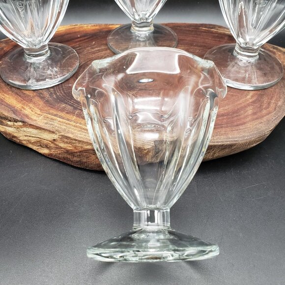 Vintage Ice Cream Sundae Set | Anchor Hocking + Queen Bess Spoons (12pc) - Picture 6 of 7